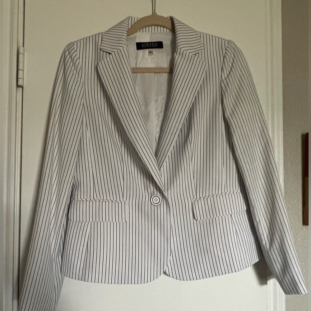 Pin stripe blazer